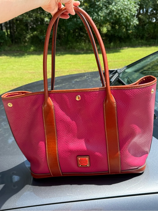Dooney & Bourke Handbags - Dooney & Bourke Large Pebble Grain Tote Fuchsia Pink Brown Leather Shoulder Bag